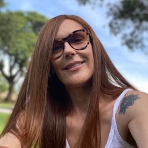 Meet your Posher, Viviane